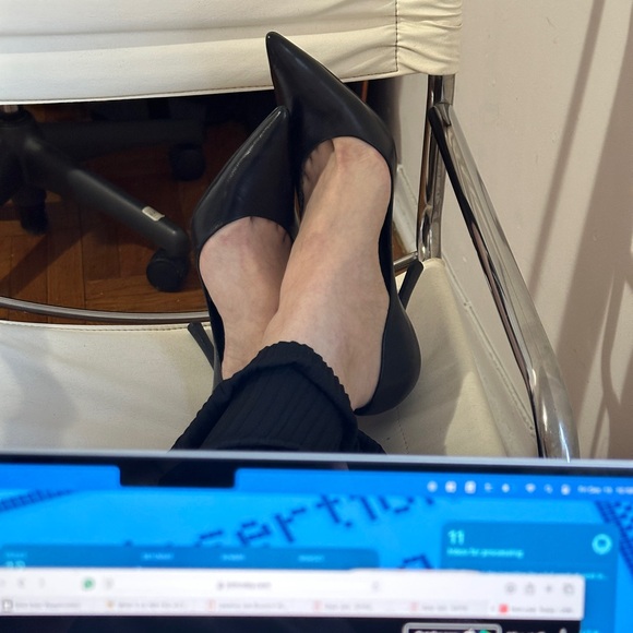 Guess Carrie Black Pump Leather Upper size 11 Well Worn - Picture 10 of 10